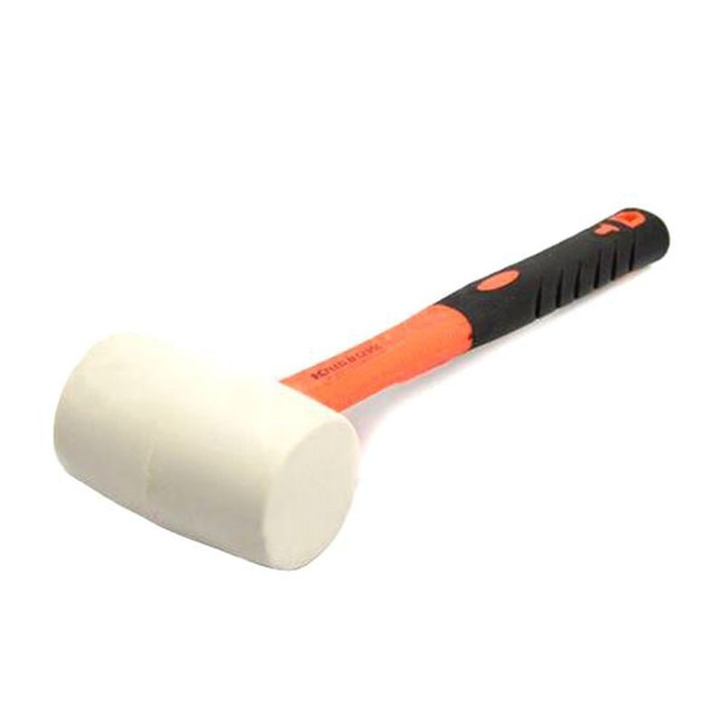 Permukaan Rata dengan Palu Karet yang Kuat